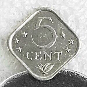 Circulated 1983 Netherlands 5 Cent Nederlandse Antillen Coin Made of Bronze!!